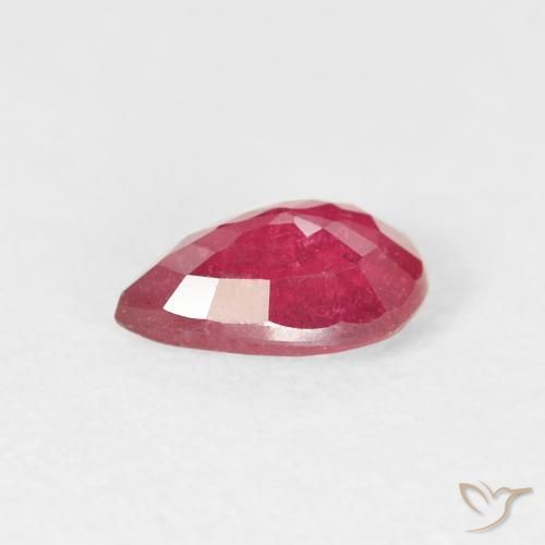 Rubis Cramoisi profond naturelle En forme de poire, 0.89 ct, VS-SI