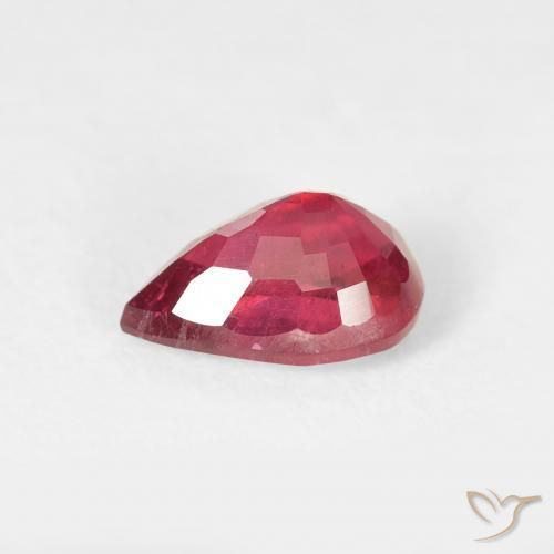 Rubis Cramoisi profond naturelle En forme de poire, 0.94 ct, VS-SI
