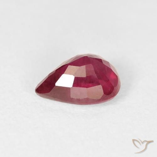 Rubis Rouge moyen naturelle En forme de poire, 1.04 ct, VS-SI