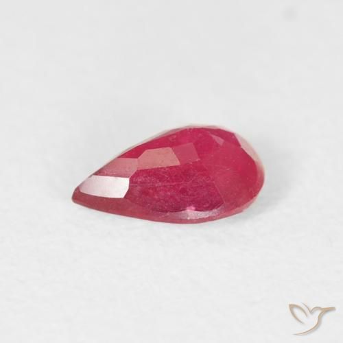 Rubis Cramoisi profond naturelle En forme de poire, 0.52 ct, VS-SI