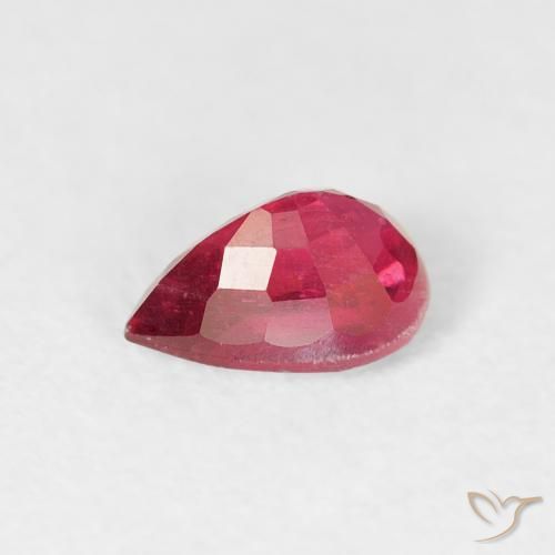 Rubis Cramoisi profond naturelle En forme de poire, 0.74 ct, VS-SI