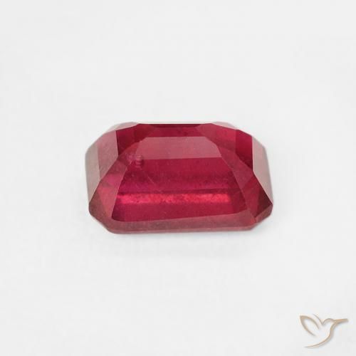 Rubis Cramoisi profond naturelle Octogone / coupe Émeraude, 0.84 ct, VS