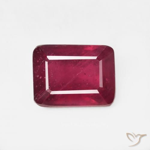 2.82ct Naturel Rouge sang Rubis, Taille émeraude, VS