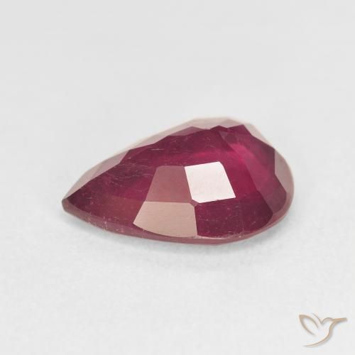 Rubis Rouge foncé naturelle En forme de poire, 4.11 ct, VS