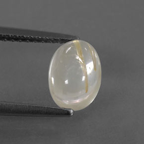 Quartz rutilé jaune naturelle coupe ovale, 1,40 ct, transparent