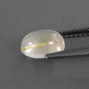 Quartz rutilé jaune naturelle coupe ovale, 1,40 ct, transparent
