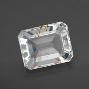 Topaze rutilée or naturelle taille émeraude, 6,25 ct, transparent