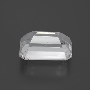 Topaze rutilée jaune naturelle taille émeraude, 11,14 ct, transparent