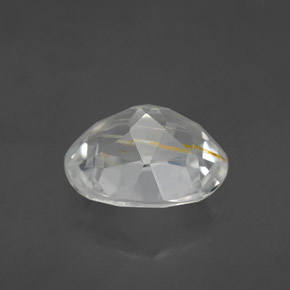 Topaze rutilée jaune naturelle coupe ovale, 4,63 ct, transparent