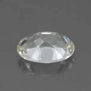 Topaze rutilée jaune naturelle coupe ovale, 2,91 ct, transparent