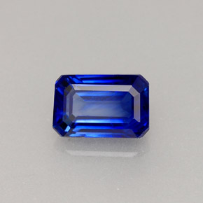 Saphir bleue naturelle taille émeraude, 0,79 ct, VS