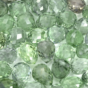 Achetez naturel ct vert saphir gems, briolette, en provenance tanzanie (songea) chez gemselect. en stock, livraison internationale!