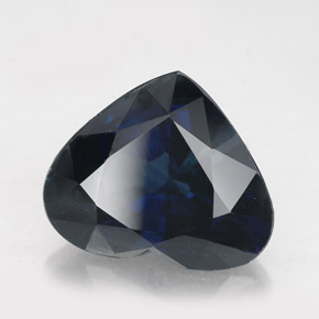 Saphir bleue naturelle forme de coeur, 5,05 ct, VS