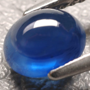 Saphir bleue naturelle transparent, 1,90 ct, transparent / translucide