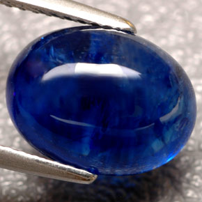 Saphir bleue naturelle transparent, 5,88 ct, transparent / translucide