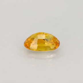 Saphir jaune naturelle coupe ovale, 0,99 ct, VVS