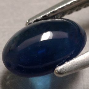 Saphir bleue naturelle transparent, 1,90 ct, transparent / translucide