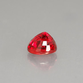 Saphir orange naturelle coupe ovale, 0,99 ct, VS
