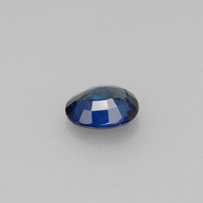 Saphir bleue naturelle coupe ovale, 0,79 ct, VS
