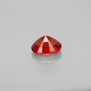 Saphir orange naturelle coupe ovale, 0,86 ct, VS