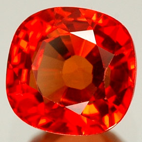 Saphir orange naturelle coupe coussin, 1,25 ct, VVS-VS