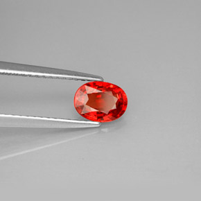 Saphir orange naturelle coupe ovale, 0,99 ct, VVS-VS