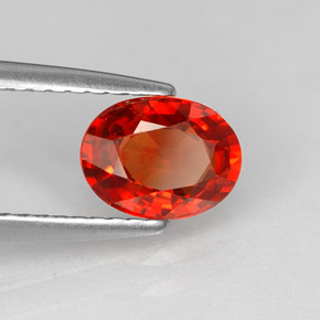 Saphir orange naturelle coupe ovale, 1,24 ct, VS