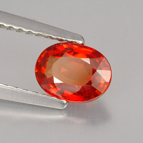 Saphir orange naturelle coupe ovale, 0,99 ct, VS