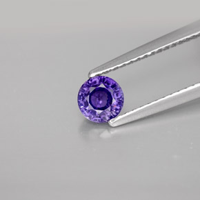 Saphir violet naturelle coupe roude, 0,62 ct, VS