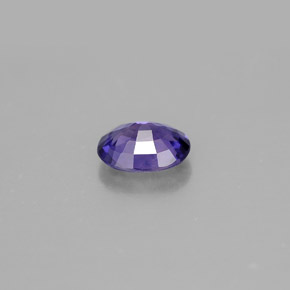 Saphir violet naturelle coupe ovale, 0,70 ct, VS