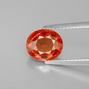 Saphir orange naturelle coupe ovale, 2,50 ct, VVS-VS