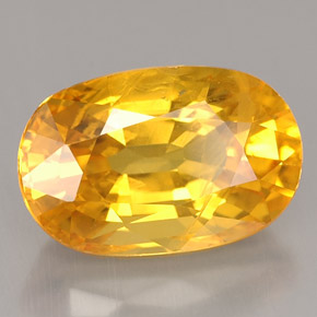 Saphir jaune naturelle coupe ovale, 4,33 ct, VS-SI
