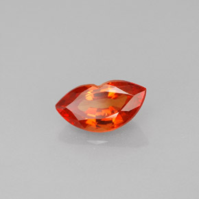 Saphir orange naturelle forme fantaisie, 1,25 ct, VS