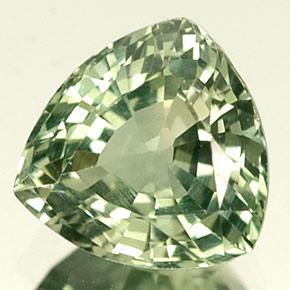 Saphir vert naturelle trillion, 1,04 ct, VS