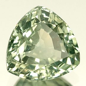 Saphir vert naturelle trillion, 1,04 ct, VS
