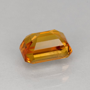 Saphir jaune naturelle taille émeraude, 1,02 ct, VS-SI