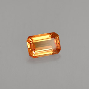 Saphir orange naturelle taille émeraude, 0,75 ct, VS