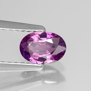 Saphir violet naturelle coupe ovale, 0,55 ct, VS