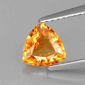 Saphir orange naturelle trillion, 0,87 ct, VVS-VS