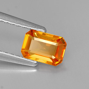 Saphir orange naturelle taille émeraude, 0,65 ct, VVS