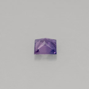 Saphir violet naturelle carré, 0,46 ct, VS