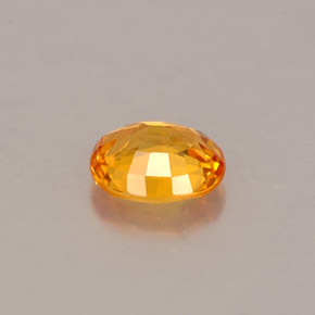 Saphir orange naturelle coupe ovale, 0,87 ct, VVS