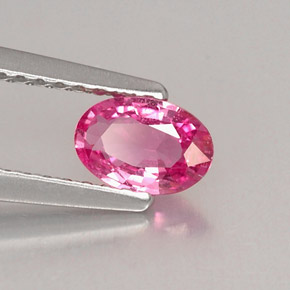 Saphir rose naturelle coupe ovale, 0,50 ct, VS