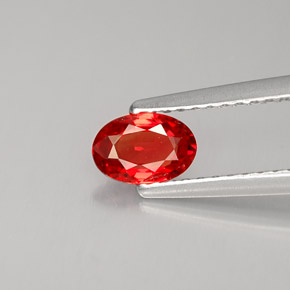 Saphir orange naturelle coupe ovale, 0,52 ct, VVS
