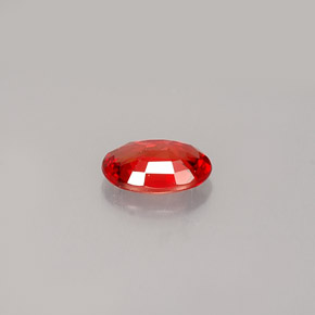 Saphir orange naturelle coupe ovale, 0,52 ct, VVS