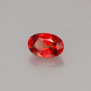 Saphir orange naturelle coupe ovale, 0,62 ct, VS