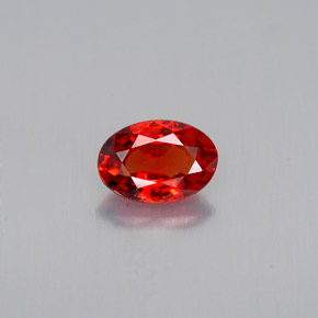 Saphir orange naturelle coupe ovale, 0,61 ct, VVS