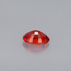 Saphir orange naturelle coupe ovale, 0,55 ct, VVS-VS