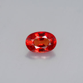 Saphir orange naturelle coupe ovale, 0,60 ct, VVS