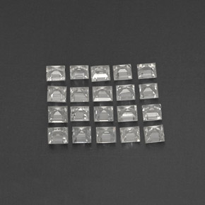 Achetez naturel ct blanc saphir gems, carré, en provenance madagascar chez gemselect. en stock, livraison internationale!
